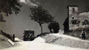 Anni '50 Consorzio di Bonifica Balle del tenna - Penna San Giovanni - realizzazione strada in MACADAM