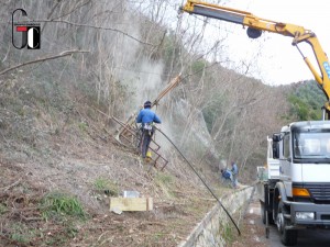 Montaggio barriera paramassi S.S.-18-Cuccaro-Vetere